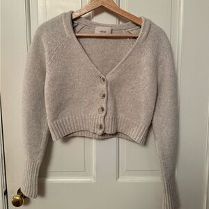Cropped Aritzia Wilfred Gray Button-Up Women's Sweater